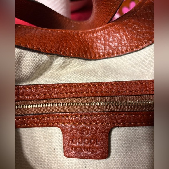 Gucci Beige and Burgundy Hobo Bag - Picture 6 of 10
